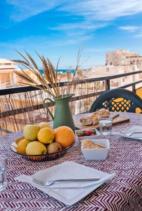 Central Beach Apartment With Free Parking And Pool Marbella Luaran gambar