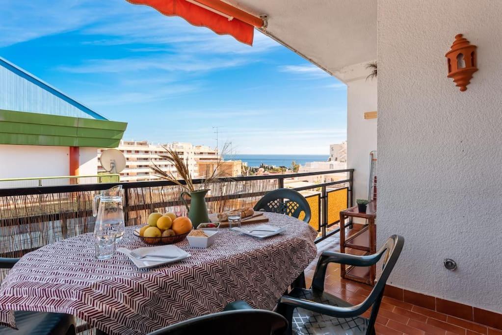 Central Beach Apartment With Free Parking And Pool Marbella Luaran gambar